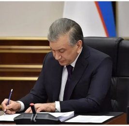 
Шавкат Мирзиёев помиловал свыше 850 осужденных