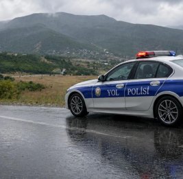 
Дорожная полиция призвала водителей и пешеходов к осторожности в связи с непогодой