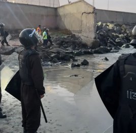 
В Сеуте четверо военных пострадали из-за нападения мигрантов, задержаны 12 человек