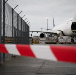 Дрон парализовал работу аэропорта в Германии