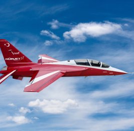Турецкий HÜRJET впервые взлетел после наземных испытаний
