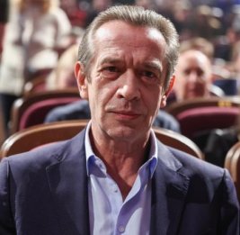 Машков назвал зрителя главным критиком в театре
