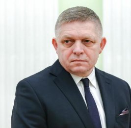 Фицо: ЕС совершает стратегическую ошибку, поддерживая конфликт на Украине