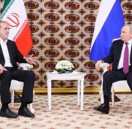 Путин оценил отношения России и Ирана на встрече с Пезешкианом