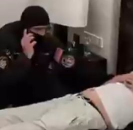 Хачатряна доставили в суд на носилках