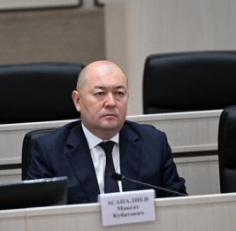 
Жапаров утвердил назначение Асаналиева председателем ГКНБ Кыргызстана