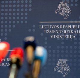 Литва направила России две ноты протеста
