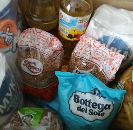 Украинцы запасаются продуктами