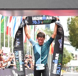 
Определился победитель бакинского соревнования по триатлону IRONMAN 70.3