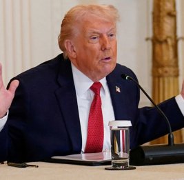 
Трамп: Демократы не смогут снести бальный зал в Белом доме