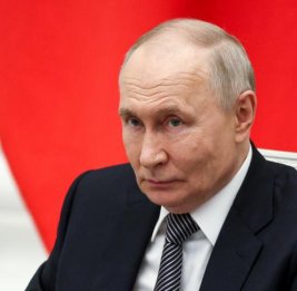 Ушаков допустил встречу Путина с Трампом на саммите АТЭС в Китае