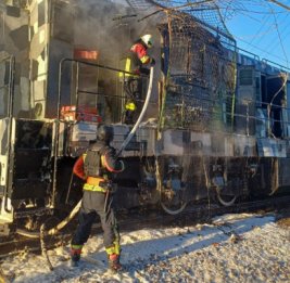 Россия атакует пассажирский поезд и рынок