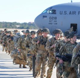 США готовят уход с Ближнего Востока после войны с Ираном