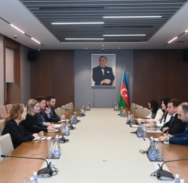 Заместитель министра иностранных дел Азербайджана встретился с временным поверенным в делах США в Армении