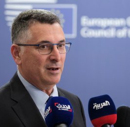 Израиль нанес ответный удар по Британии из-за санкций