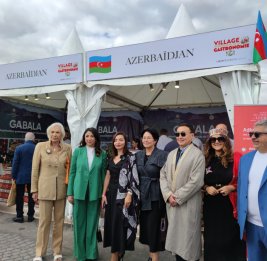 Азербайджанская кухня в Париже: Национальные блюда на международном мероприятии
