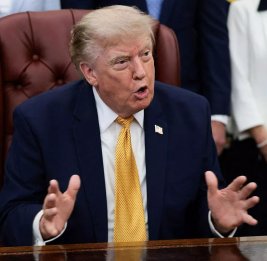 Трамп пригрозил торговым разрывом из-за ставки ФРС