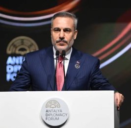 
Фидан едет в Азербайджан