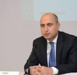 Амруллаев: В школах с обучением на других языках увеличат часы азербайджанского языка