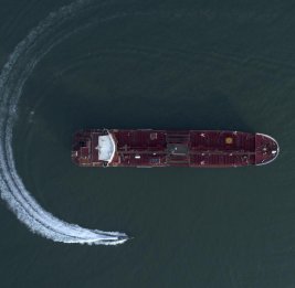 В Минэнерго США раскрыли детали прохода танкеров через Ормуз