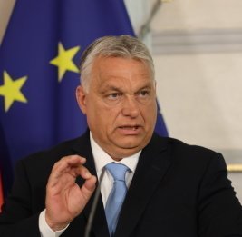 Орбан призвал Венгрию не отдавать внешнюю политику Евросоюзу