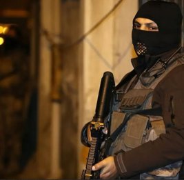 В Турции в ходе операций против оргпреступности задержали более 1,6 тыс. человек