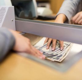 
Денежные переводы из РФ в Азербайджан в I полугодии выросли почти в 1,7 раза