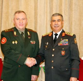 Рассмотрены перспективы развития военного сотрудничества между Азербайджаном и Беларусью