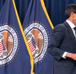 Трамп требует от ФРС капитуляции по ставке