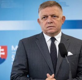 
Роберт Фицо не хочет, чтобы в Словакию пришла война из-за &laquo;какой-то статьи 5&raquo; НАТО