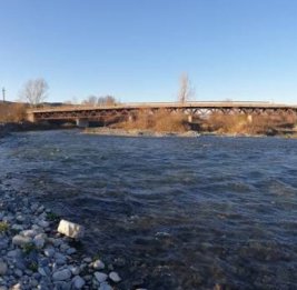 
Сотрудники МЧС достали тело Гасанова из реки