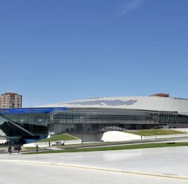 МЧС Азербайджана опровергло слухи о пожаре в Бакинском конгресс-центре
