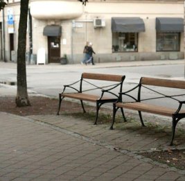 
В Стокгольме похитили парковые скамейки на миллион крон