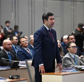 
Кандидатуру Ерлана Кошанова выдвинули на пост председателя Народного Совета Казахстана