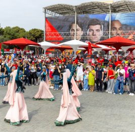 
В ходе Гран-при Азербайджана для болельщиков подготовлена развлекательная программа