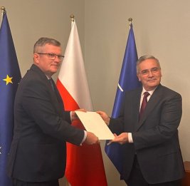 Посол Азербайджана вручил копию верительных грамот госсекретарю МИД Польши