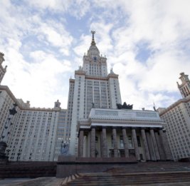Массовая эвакуация московских вузов