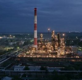 Атакованный дронами НПЗ &laquo;Роснефти&raquo; остановил переработку нефти