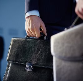 Госслужащих в Азербайджане ждут новые правила