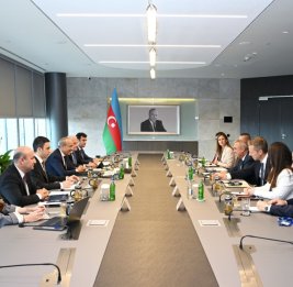 Рассмотрено стратегическое партнерство с Carlsberg Group по развитию индустрии напитков