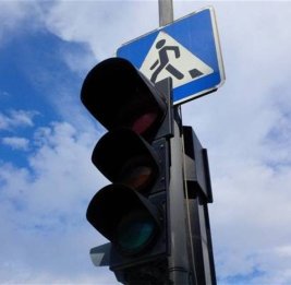 В Баку на перекрестке Ататюрка и Аджеми Нахчывани установили новые светофоры