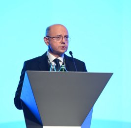 Парвиз Шахбазов: Зеленый энергетический коридор Центральная Азия - Азербайджан планируется сдать в эксплуатацию с 2032 года