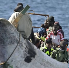 На Канарах спасли 268 мигрантов после 11 дней в море