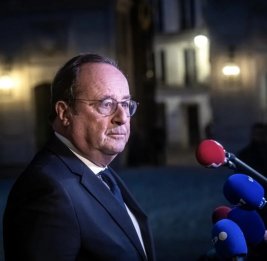 Олланд задумался о возвращении в президентскую гонку во Франции