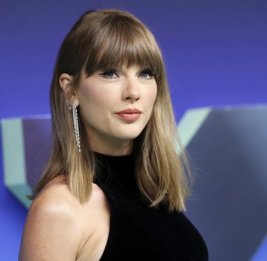 Тейлор Свифт стала самой титулованной артисткой в истории MTV VMA