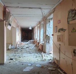 ВС России сбросили авиабомбы на школу и жилые дома в Сумах: есть погибшие