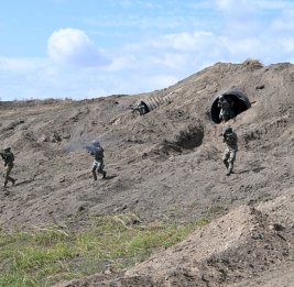 Военнослужащие обмениваются опытом в ходе совместных военных учений &laquo;Сила единства - 2026&raquo;