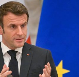 Макрон призвал Великобританию вернуться в Евросоюз