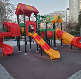 Дворы без детства