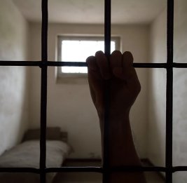 
В Британии около 700 заключенных досрочно вышли на свободу из-за переполненности тюрем